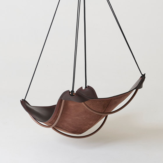 Butterfly Hanging Chair Brown  | Swings | Studio Stirling