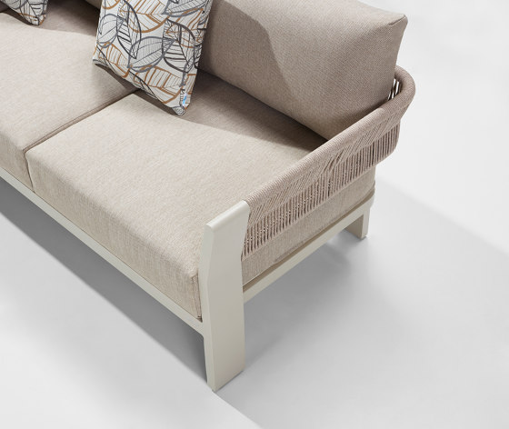 Borromeo | Three-seater Sofa | Sofas | Higold Milano