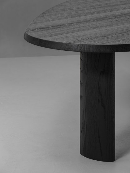 Kei Dining Table | Esstische | Van Rossum