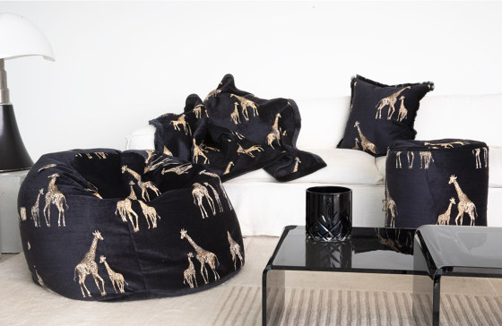 Decke aus Samt | Plaid aus schwarzem Samt mit gestickten Giraffen | Bettdecken | MX HOME
