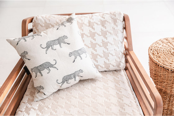 Velvet cushion | Cotton panther cushion - White & Black | Cushions | MX HOME
