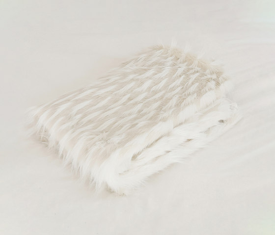 Faux fur blanket | Faux fur blanket - White | Duvets | MX HOME
