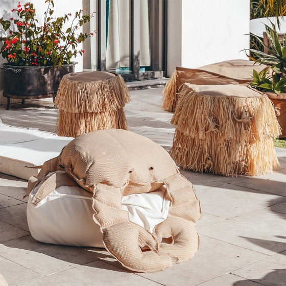 XL poufs and cushions | Floating beanbag - Crab "raffia effect" Outdoor | Beanbags | MX HOME