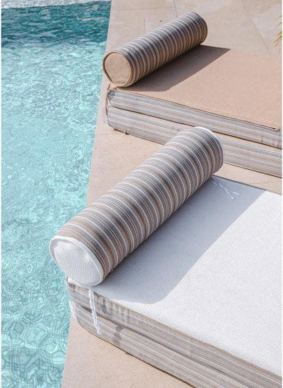 Lits et Matelas mousse | Matelas réversible recto rayé & verso raphia - Double - Extérieur | Bains de soleil | MX HOME