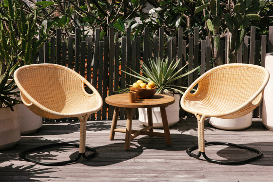 Flip Cantilever Chair  | Sillas | cbdesign