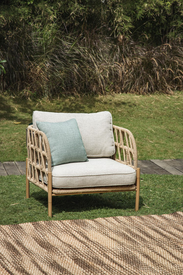 Giorgia Lounge Chair  | Armchairs | cbdesign