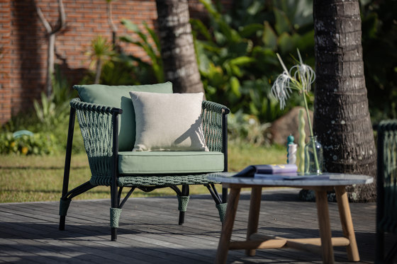 Karon Lounge Chair  | Fauteuils | cbdesign