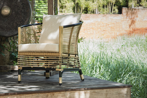 Lilia Lounge Chair  | Sillones | cbdesign