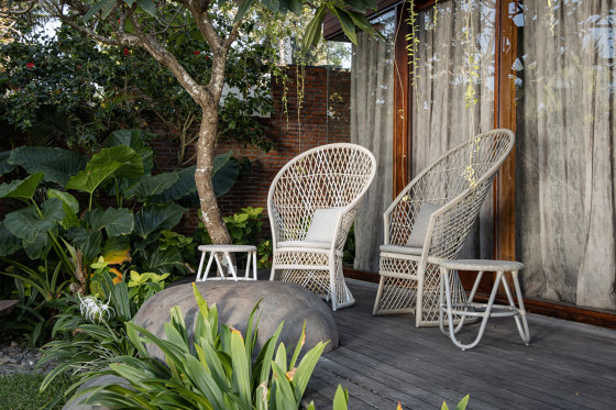 Micaela Lounge Chair  | Sessel | cbdesign