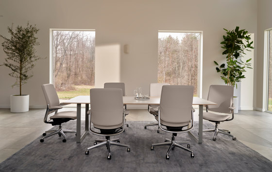 Smart Conference Chair | Chairs | Humanscale