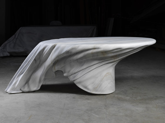 Design furniture | Velata Oval Table | Tables de repas | Margraf