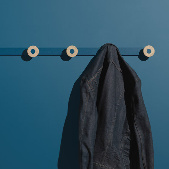 Bloom Wall Mounted Coat Rack Arctic Blue | Patères | MIZETTO