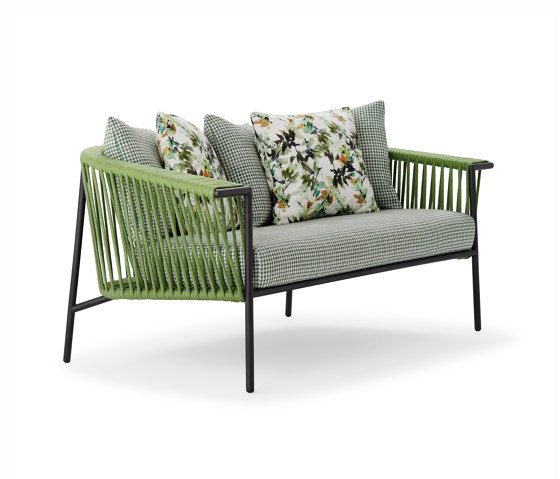 Corolle 4452 sofa | Armchairs | ROBERTI outdoor pleasure