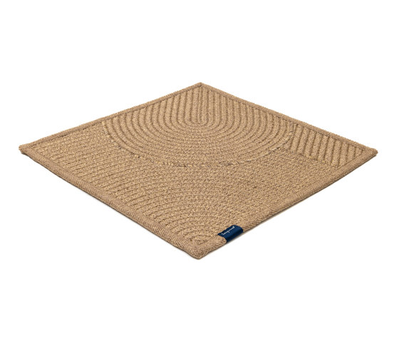 THE OUTDOORS - Shapes in a box - jute | Rugs | kymo