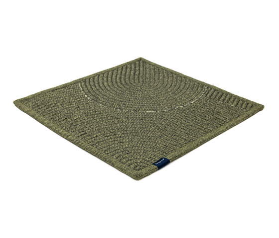 THE OUTDOORS - Shapes in a box - green | Rugs | kymo
