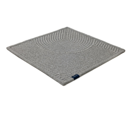 THE OUTDOORS - Shapes in a box - silver | Tapis / Tapis de designers | kymo