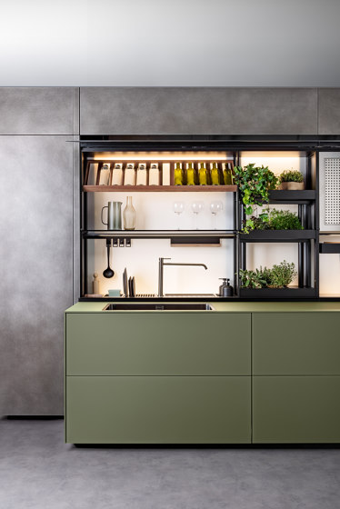 Artematica Vitrum with New Logica and hidden balance | Compact kitchens | Valcucine