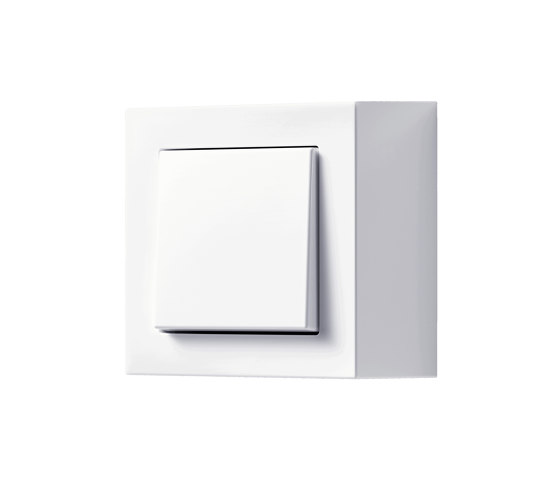 A CUBE switch in white | Push-button switches | JUNG