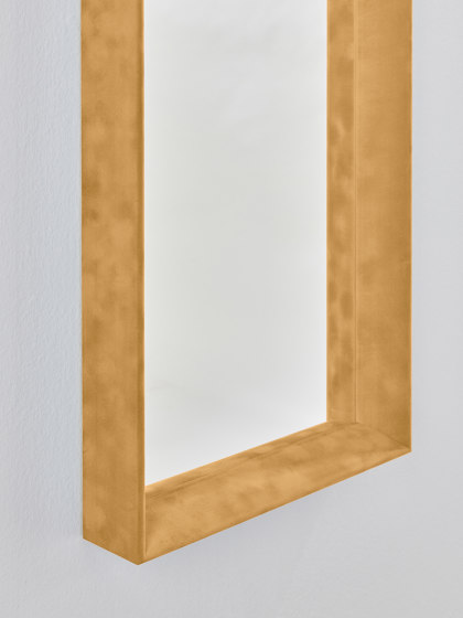 Velvet Ochre Small | Specchi | Deknudt Mirrors