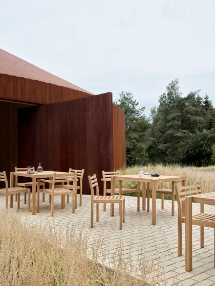 AH501 | Outdoor Dining Chair | Chaises | Carl Hansen & Søn