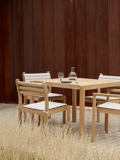 AH902 | Outdoor Dining Table, square | Tavoli pranzo | Carl Hansen & Søn