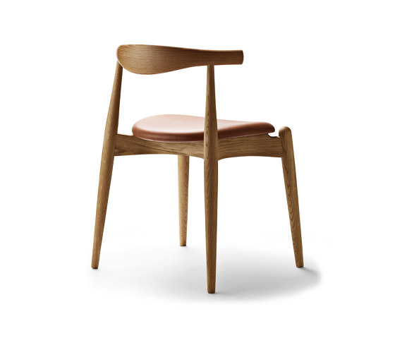 CH20 | Elbow Chair | Chairs | Carl Hansen & Søn