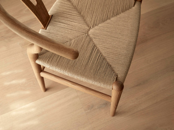 CH24 | Wishbone Chair | Chairs | Carl Hansen & Søn