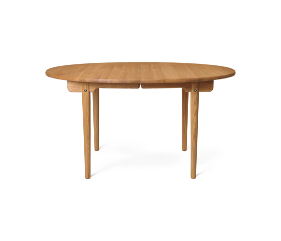 CH337 | Dining Table 115 x 140 | Dining tables | Carl Hansen & Søn