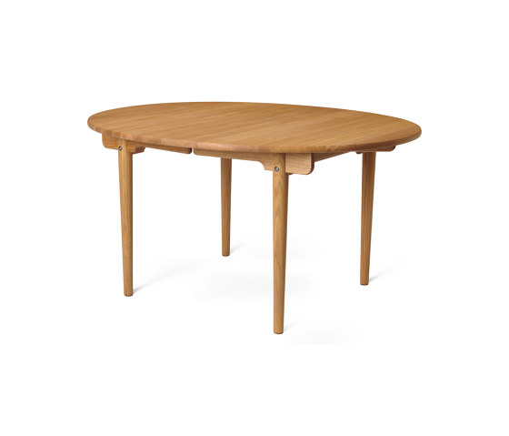 CH337 | Dining Table 115 x 140 | Dining tables | Carl Hansen & Søn