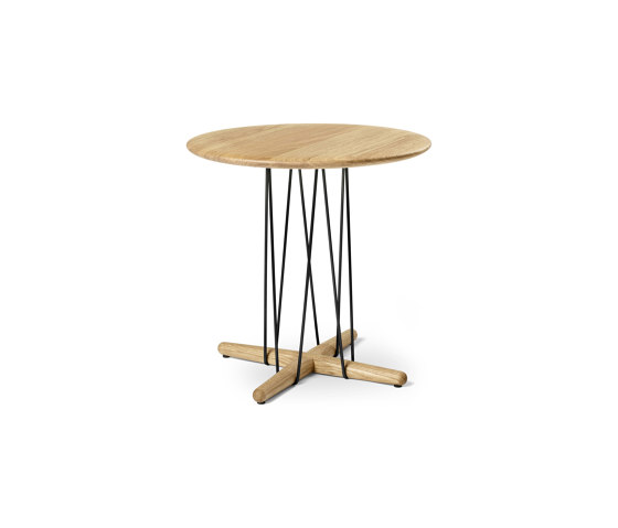 E021 | Embrace Lounge Table | Ø48 | Coffee tables | Carl Hansen & Søn