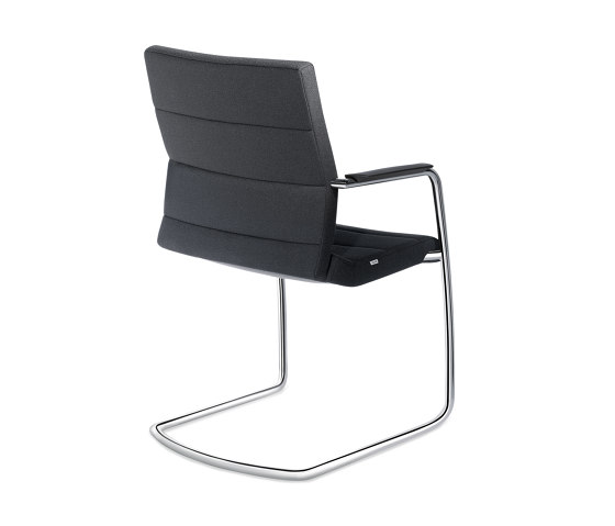 CHAMP 5C70 | Chairs | Interstuhl