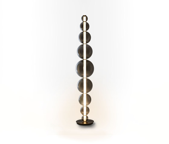 Upward | Free-standing lights | Giorgetti