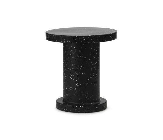 Bit Side Table Black | Mesas auxiliares | Normann Copenhagen