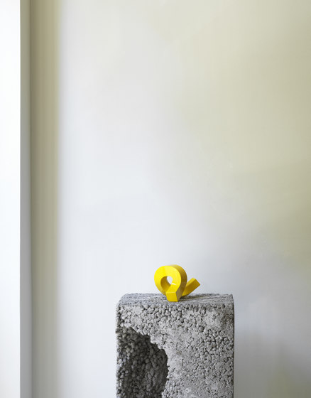 Crooked Candlestick One Yellow | Candelabros | Normann Copenhagen