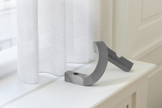 Crooked Candlestick Two Warm Grey | Bougeoirs | Normann Copenhagen