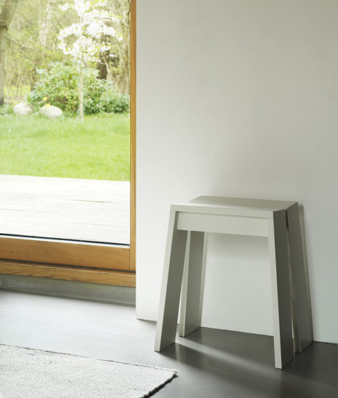 Let Stool Light Grey | Stools | Normann Copenhagen