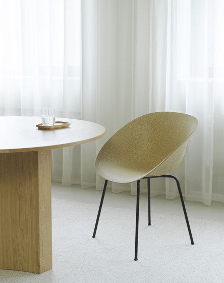 Mat Armchair Black Steel - Hemp | Chairs | Normann Copenhagen