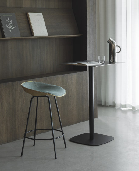 Mat Barstuhl 65 cm Frontpolster schwarzes Stahl - Hanffasern | Barhocker | Normann Copenhagen