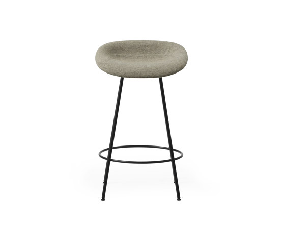 Mat Barstool 65 cm Full Upholstery Black Steel | Taburetes de bar | Normann Copenhagen