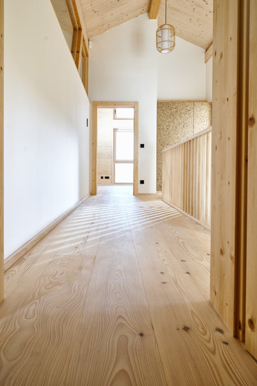 HIRAM Habitat Silver Fir Engineered Floorboards | Suelos de madera | HIRAM Habitat