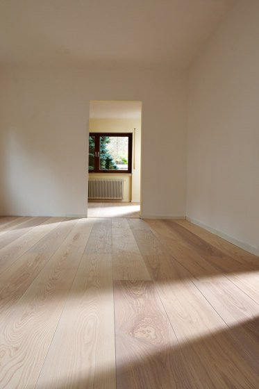 HIRAM Habitat Ash Engineered Floorboards | Planchers bois | HIRAM Habitat