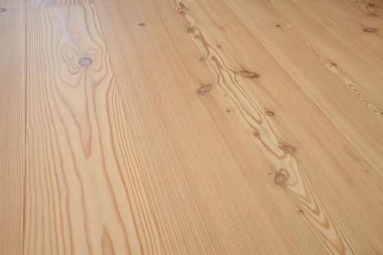 HIRAM Habitat Larch Engineered Floorboards | Suelos de madera | HIRAM Habitat