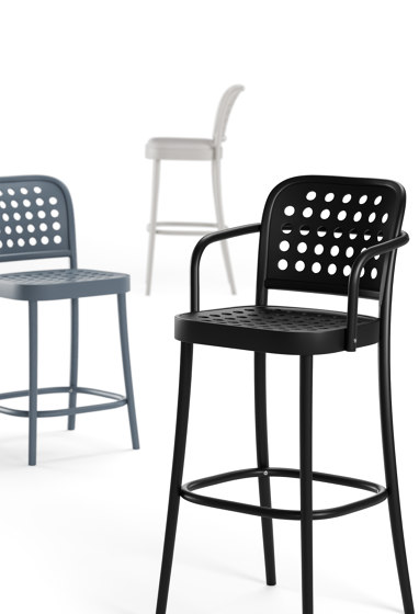 822 Barstool | Bar stools | TON A.S.