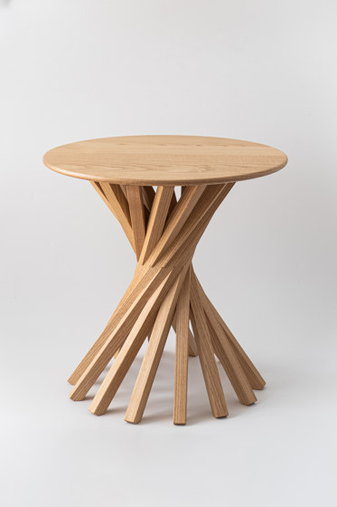 sō Parlour table | Tables d'appoint | Tossa