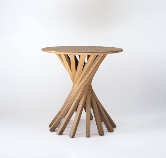 sō Parlour table | Mesas auxiliares | Tossa