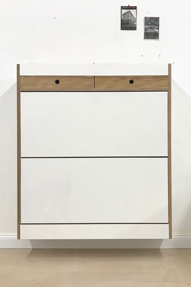 Mortimer 119 Shoe Cabinet | Cabinets | Andreas Janson