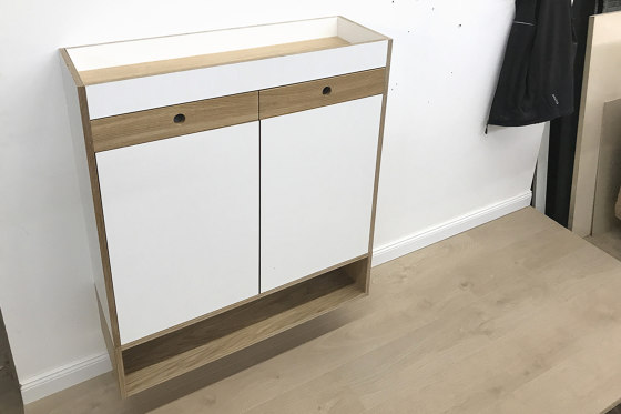 Mortimer 126 Shoe Cabinet | Cabinets | Andreas Janson