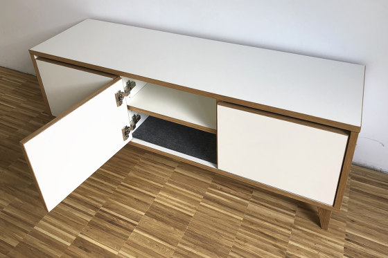 Scott 140 Shoe Bench | Cabinets | Andreas Janson