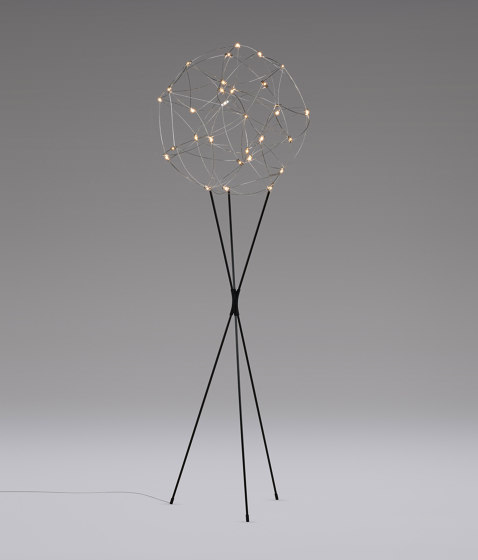 Tess Globe Floor | Free-standing lights | Quasar