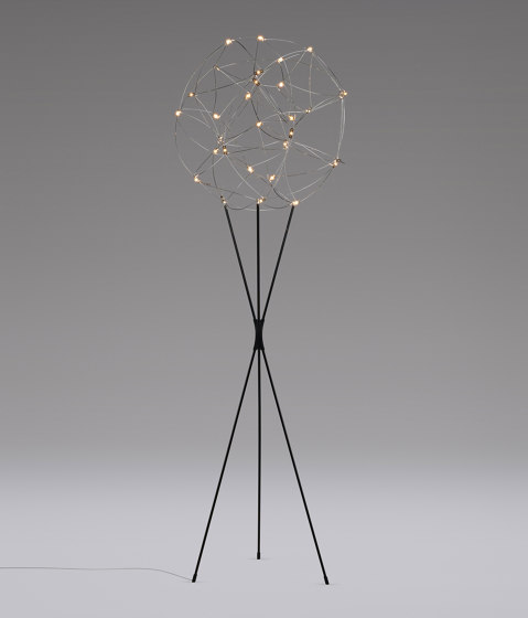 Tess Globe Floor | Free-standing lights | Quasar